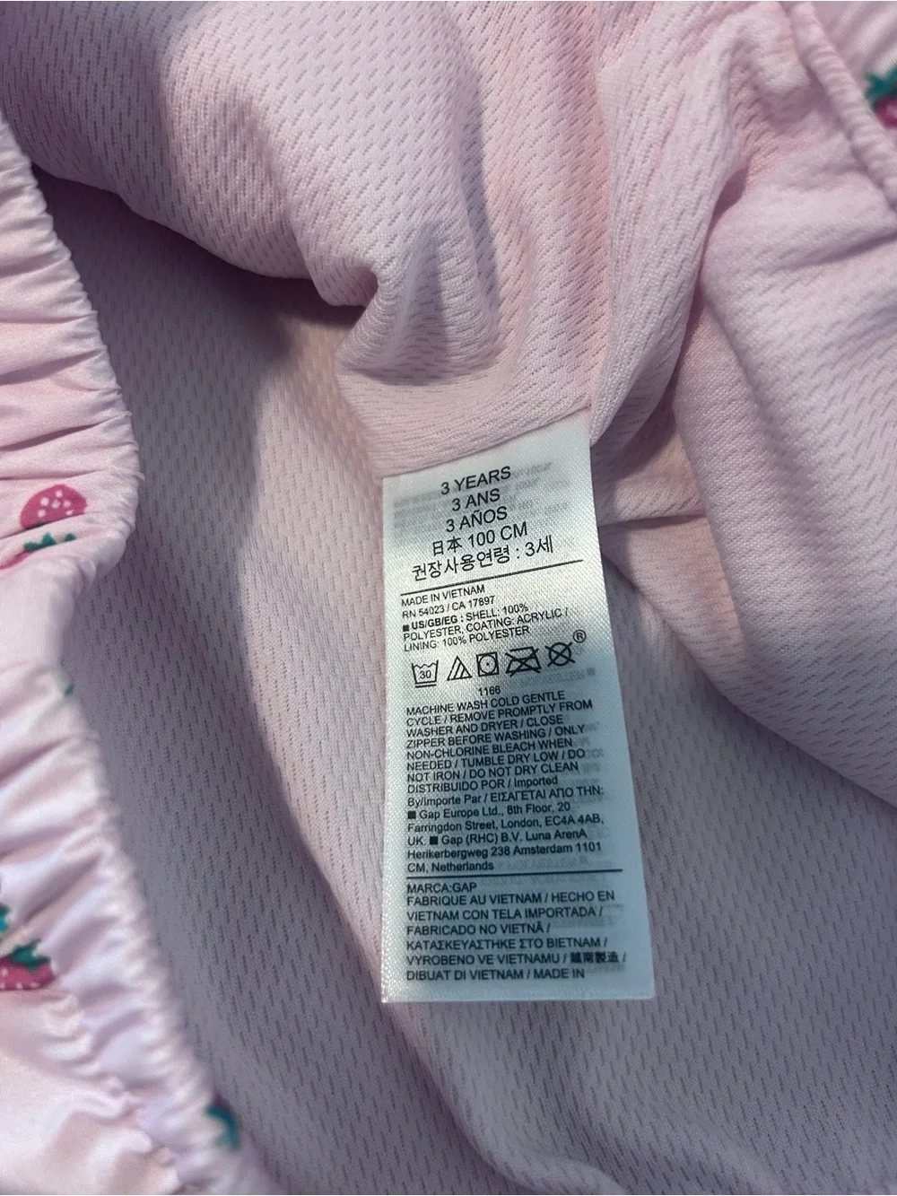 Baby GAP Pink Strawberry Hooded Windbreaker. Size 3